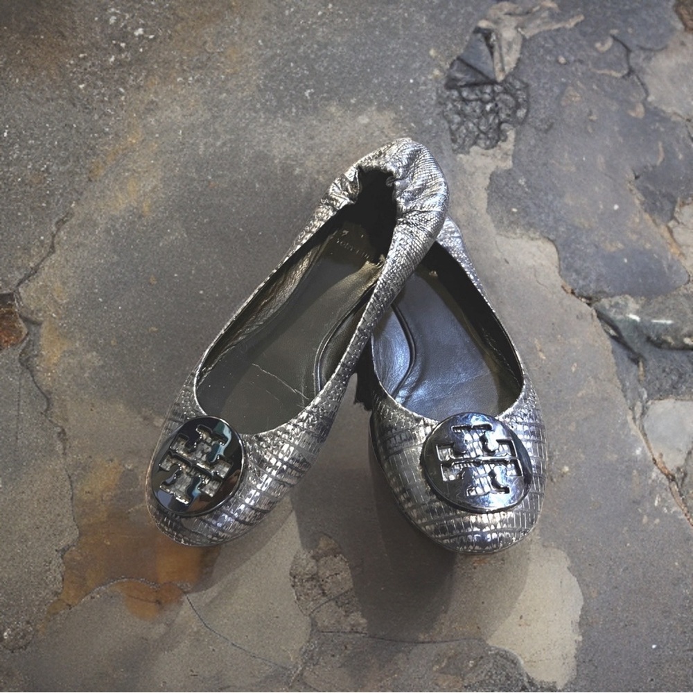 Tory Burch Shoes Espadrilles Flats Snakeskin Leather Metallic Womens Size 7M - Picture 2 of 14